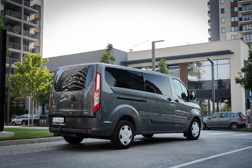 Ford Transit – passenger cabin with three rows of seats
