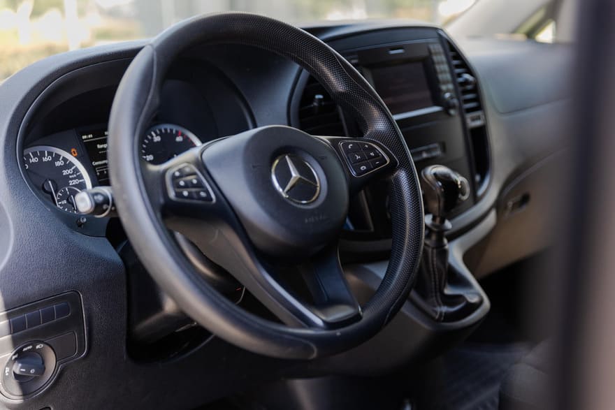 Mercedes Vito – rear view