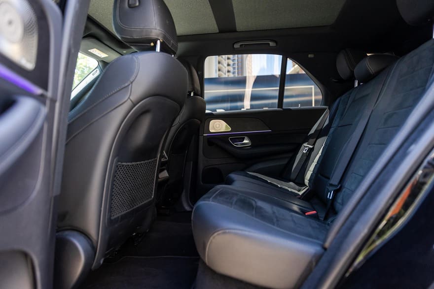 Mercedes GLE sa profesionalnim vozačem